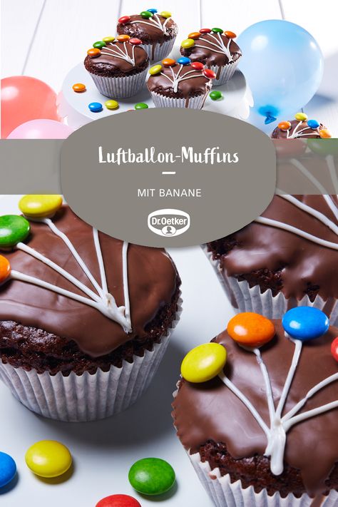 Luftballon-Muffins: Schoko-Muffins mit süßer Verzierung als Geburtstagsgruß #kindergeburtstag #muffinrezept #backenmitkindern Brownie Cupcakes, Cheesecake Brownies, Chocolate Muffins, Cupcake Muffins, Food Cakes, Fall Desserts, Chocolate Cupcakes, Muffin Recipes, Easy Cake