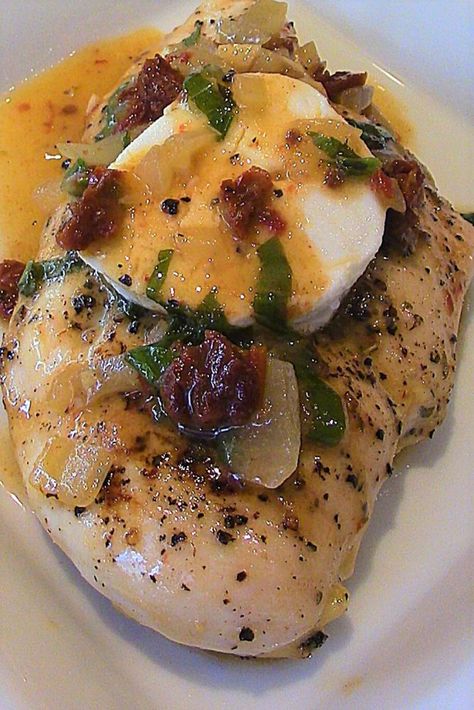 CARRABBA'S ITALIAN GRILL'S | Chicken Bryan - Restaurant Recipe Recreations Chicken Brian, Carrabbas Chicken Bryan, Carrabbas Recipes, Chicken Bryan, Grilled Chicken Breast Recipes, Italian Grill, Gluten Free Main Dishes, Sundried Tomatoes, White Wine Sauce