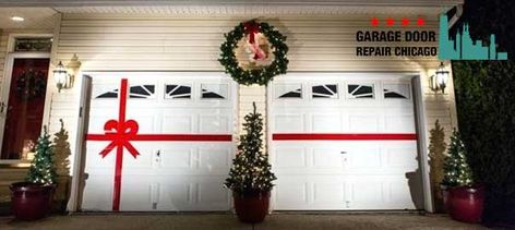 Garage Wreath Christmas, Garage Door Christmas Decorations, Garage Door Decor, Personalised Christmas Baubles, Garage Door Repair, Christmas Yard, Door Repair, Christmas Door Decorations, Christmas Porch