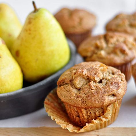 Fall Breakfast Recipe: Spiced Pear Muffins | Kitchn Recipe Using Pears, Pear Muffins Recipes, Oat Bran Muffin Recipe, Brunch Party Menu, Pear Muffins, Fall Recipes Breakfast, Bran Muffin Recipes, Walnut Muffins, Spice Muffins