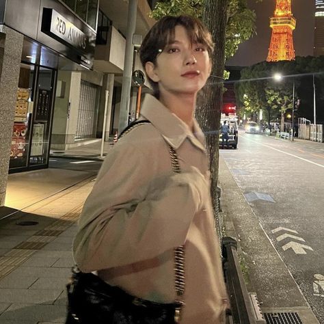 seventeen joshua icon Joshua Brown, Seventeen Instagram, Seventeen Joshua, Carat Seventeen, Vernon Chwe, Won Woo, Hong Jisoo, Joshua Seventeen, Joshua Hong