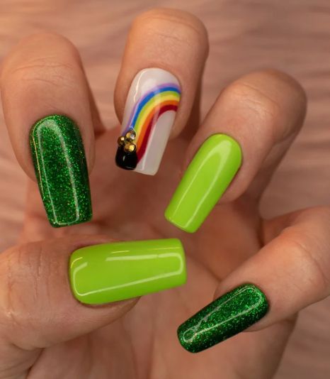 Fun nail ideas for St Patrick’s day weekend 2023! St Patty nails you can buy online! St Pats Nails, Saint Patrick’s Day Nails, St Patricks Day Nails Design, March Nails Ideas St. Patrick's Day, St Patricks Nail Designs, Saint Patrick Nail, St Patricks Day Nails, Coffin Press On Nails, Pot Of Gold