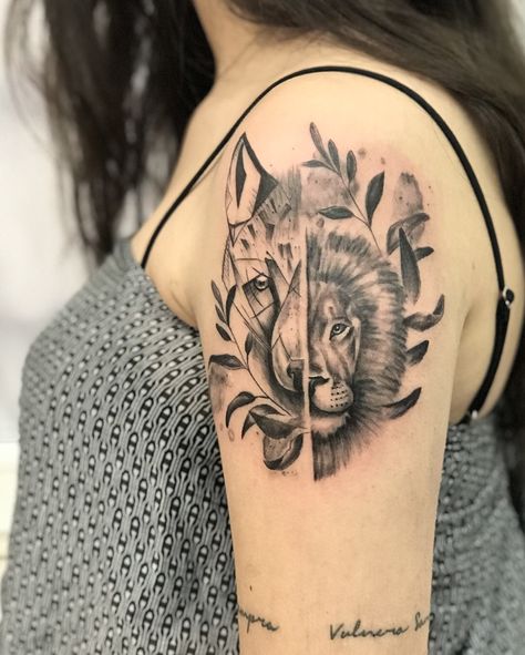 Fox  Lion  Liontattoo  Foxtattoo  Half fox  Half lion  Floral tattoo  Girls tattoo  Designs Fox And Lion Tattoo, Lion Floral Tattoo, Fox And Lion, Half Skull Tattoo, Girls Tattoo Designs, Half Skull, Girls Tattoo, Tattoo Girls, Fox Tattoo