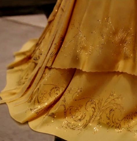 Yellow Princess Aesthetic, Belle Core Aesthetic, Princes Belle, Beauty And The Beast Aesthetic, Bell Aesthetic, Beast Aesthetic, Belles Dress, Belle Aesthetic, Rosabella Beauty