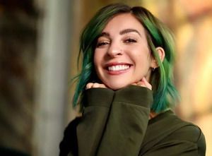 Gabbie Hannah, 5 Million Followers, Gabbie Hanna, Followers On Tiktok, Escape The Night, Boyfriend Names, Joey Graceffa, Tiktok Star, Million Followers