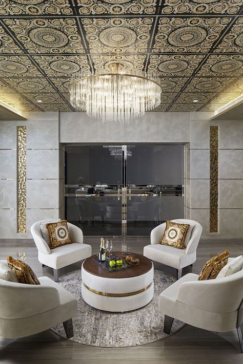 Versace Living Room Decor, Versace Living Room, Versace Interior, Dubai Penthouse, Chair And Coffee Table, Zen Furniture, Highend Furniture, Versace Design, Zen Interiors