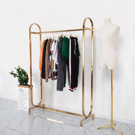 Rooms With Clothes Racks, Clothing Store Racks, Boutique Racks Ideas, Clothes Stand Ideas, Cloth Rack Ideas, Clothes Rack Ideas, Clothes Rack Bedroom, Cloth Rack, Fashion Store Design