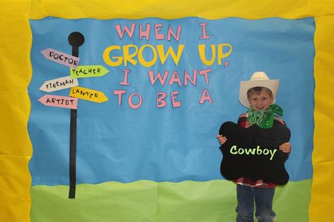 Career Day Photo Props - have students come to school dressed for the career they want.                                                                                                                                                                                 More Career Day Photo Booth, Occupation Day At School, Kindergarten Career Day, Elementary Career Day, Career Day Ideas, Community Helper Lesson, Career Ideas, Career Day, College List