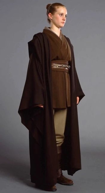 Jedi Padawan, Female Jedi, Jedi Outfit, Jedi Robe, Jedi Cosplay, Jedi Costume, Star Wars Fashion, Jedi Order, Galactic Republic