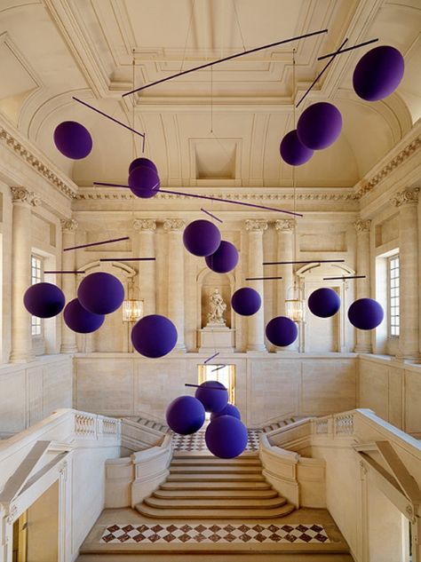 Deco Violet, Interior Contemporary, Vogue Living, Thought Bubbles, Classic Architecture, Sculpture Installation, Architectural Digest, Elle Decor, Contemporary Decor