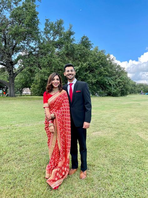 red saree for a wedding Indian Court Marriage Outfit, Indian Register Marriage Outfit, Saree For Court Marriage, Indian Court Marriage, Court Marriage Photography, After Marriage Look Indian, Court Marriage Outfit Indian, Simple Bridal Saree, Intimate Wedding Outfit