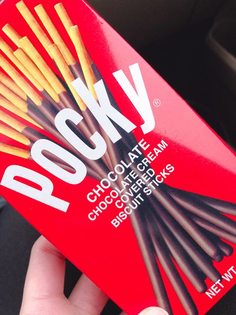 GIVE CREDITS TO ME! ON INSTAGRAM I AM stigmaandangels!!! #aesthetic #pocky Pocky Aesthetic, College Snacks, Pocky Sticks, Kyoko Sakura, Have A Sweet Dream, Fruit Chip, Candy Drinks, Popular Snacks, Black And White Picture Wall