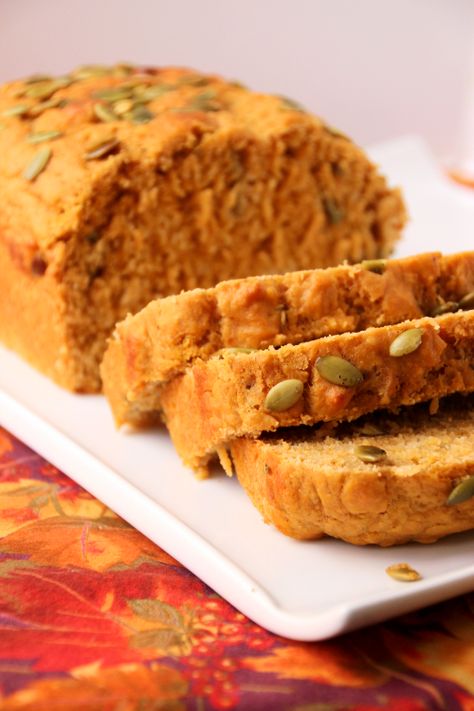 Savory Pumpkin Bread Recipe, Pumpkin Bread Savoury, Savory Pumpkin Bread, Pumpkin Savory Recipes, Pumpkin Beer Bread, Savory Bakes, Cheese Burrito, Autumn Moodboard, Savory Pumpkin