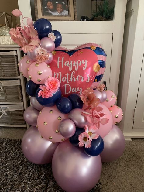 Mother's Day Balloon Decorations, Mother Day Balloons Ideas, Happy Mother’s Day Balloon Garland, Mother’s Day Small Balloon Bouquet, Mothers Day Balloons Ideas, Mothers Day Balloons Bouquets, Mother’s Day Balloons, Diy Mother's Day Gift Basket, Mothers Day Party