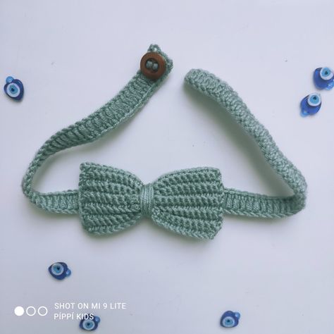 #crochetbowtie #bowtie #kidsaccessories #babybowtie Crochet Bow Tie For Dogs, Macrame Pet, Crochet Bow Ties, Crochet Store, Diy Diary, Dog Crochet, Baby Bowtie, Crochet Dog, Cat Collar