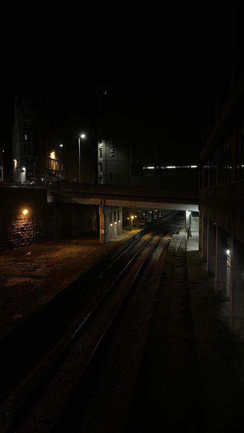 Street Pics, Night Vibes, Fake Pictures, Black Aesthetic Wallpaper, Night Aesthetic, Street Light, Sky Aesthetic, City View, Train Station