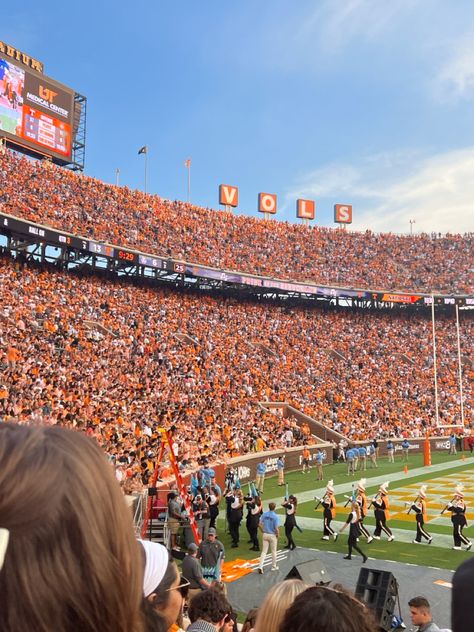 University of Tennessee - Knoxville #vols #collegefootball University Tennessee Knoxville, Ut Knoxville Aesthetic, Knoxville Aesthetic, Univ Of Tennessee, Ut Knoxville, Tennessee University, University Of Tennessee Knoxville, University Of Tn, Tennessee Knoxville