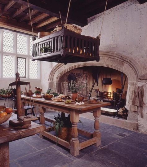 18th Century Kitchen, Old Mansion Kitchen, Old Castle Kitchen, Medieval Kitchens, Castle Kitchen, Medieval Kitchen, Fireplace Cooking, Castle Kitchens, Tudor Kitchen