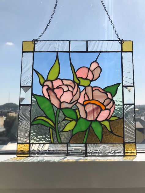 Floral Stained Glass Patterns, Stained Glass Home, Glass Drawing, Peony Drawing, Diy Stained Glass Window, Flower Suncatcher, Temari Patterns, Wall Hanging Lights, Glass Suncatchers