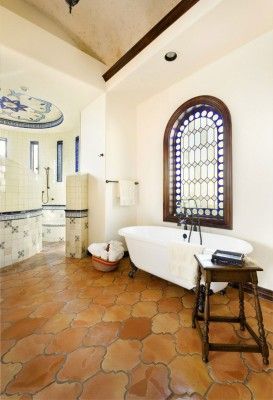 Bentwater Residence-Jauregui Architecture-21-1 Kindesign Spanish Style Bathroom Decor, Style Hacienda, Spanish Style Bathrooms, Spanish Bathroom, Mediterranean Bathroom, Saltillo Tile, Plans Architecture, Mexican Home, Mediterranean Home Decor