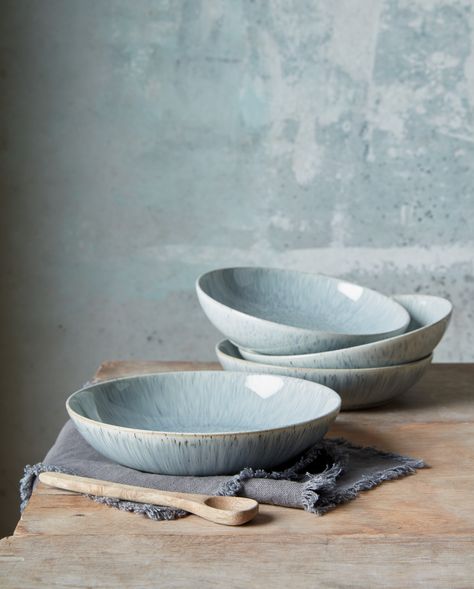 Try our Halo Speckle Collection if you want a mix of blues, white and everything nice! With its impeccable glaze, it provides such a nice shine which can lighten up any room in your home. Click the image for more info...#denby #denbyhalospeckle #blue #glaze #shiny #dinnerware #football #pastabowls Pottery Photography, Denby Pottery, Pasta Bowl Set, Grey Color Scheme, Tableware Design, Pasta Bowl, Decorative Table, Stoneware Ceramics, Pasta Bowls