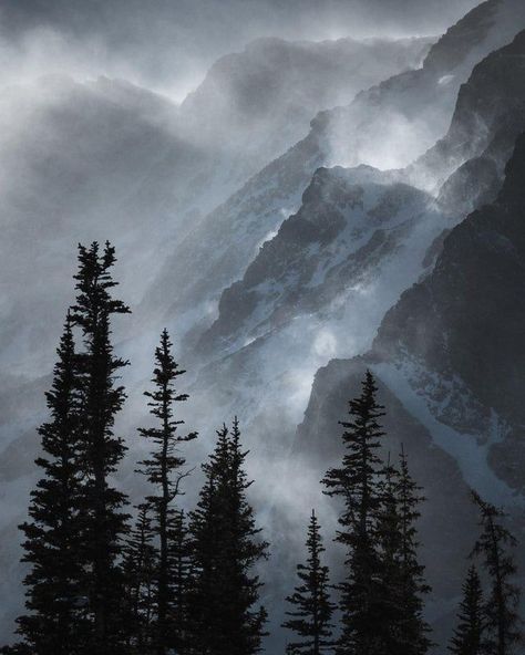 Stormy Mountain Aesthetic, Fantasy Rocky Landscape, Rocky Mountain Photography, Rocky Mountain Aesthetic, Mountaineer Aesthetic, Foggy Mountain Aesthetic, Scary Mountains, Dark Mountain Aesthetic, Rocky Mountains Aesthetic