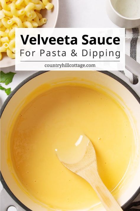 Velvets Cheese Sauce, Velveta Cheese Sauce, Home Made Nacho Cheese, Velvetta Cheese Dip, Velveeta Pasta, Sauce For Nachos, Pasta Mac And Cheese, Easy Cheese Sauce Recipe, Easy Nacho Cheese