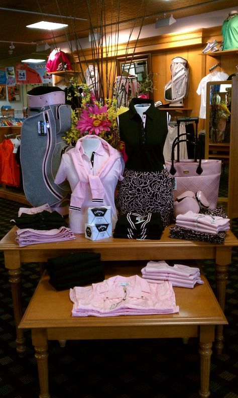 Golf Pro Shop, Visual Merchandising Displays, Clothing Displays, Golf Rules, Best Golf Courses, Womens Golf Fashion, Golf Design, Golf Shop, Golf Humor