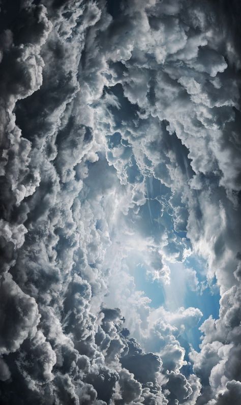 Background Clouds, Dolphin Art, World Wallpaper, Sun And Clouds, Cute Tumblr Pictures, Cloud Art, Emotional Photography, Jesus Images, Beautiful Images Nature