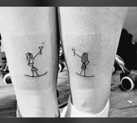 Stick Figure Tattoo, Girlfriend Tattoos, Bff Tats, Cute Best Friend Tattoos, Twin Tattoos, Sisters Tattoo, Matching Best Friend Tattoos, Dragonfly Tattoo Design, Bestie Tattoo