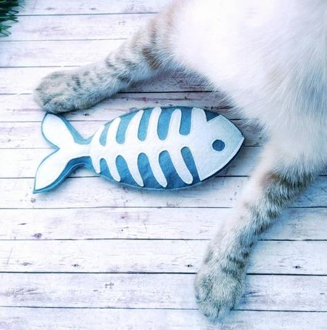 Kitty Play, Felt Cat Toys, Handmade Cat Toys, Fish Toy, Fish Bones, Catnip Cat, Diy Cat Toys, Catnip Cat Toy, The Toys