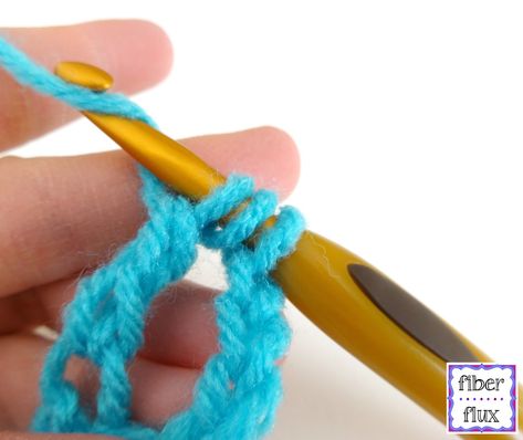 Fiber Flux: How To Crochet the Double Treble Crochet Stitch (dtr) Photo + Video Tutorial Double Treble Crochet Stitch, Double Triple Crochet, Double Treble Crochet, Triple Crochet Stitch, Triple Crochet, Treble Crochet, Crochet Symbols, Treble Crochet Stitch, Crochet Stitches Tutorial