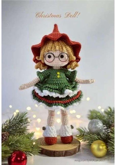 Crochet Witch Pattern, Crochet Witch, Witch Pattern, Crochet Christmas Hats, Red Green Christmas, Crochet Dolls Free Patterns, Christmas Dolls, Knitted Dolls, Crochet Hat Pattern