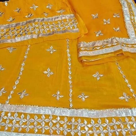 #Royal RajputiPoshak## Gota patti work poshak# Gotapatti Work Rajputi Poshak, Rajputi Lehenga, Haldi Function Dress, Gota Patti Lehenga, Gota Patti Suits, Bridal Hairstyle Indian Wedding, Gota Patti Saree, Haldi Function, Rajasthani Dress