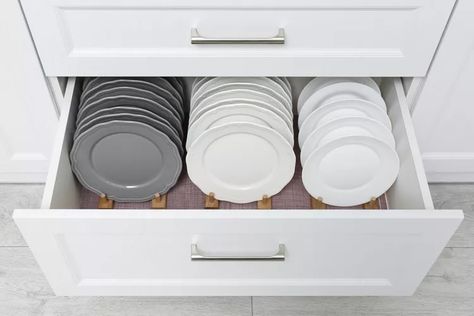 Kitchen Drawers vs. Cabinets: Which Is Best? Kitchen Cabinets With Drawers, Lower Kitchen Cabinets, Cabinets With Drawers, Kitchen Countertop Appliances, Kitchen 2022, Lower Cabinets, Kitchen Cabinet Drawers, Kitchen Cabinet Styles, Popular Kitchens