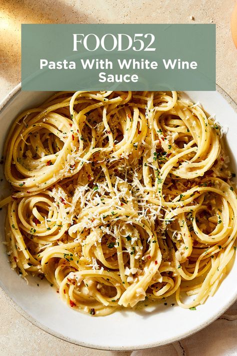 This simple, bright white wine sauce recipe features a couple of perks, the best being you can finish the bottle of wine you use as you’re enjoying your dinner. White Wine Cooking Recipes, Dairy Free White Wine Pasta Sauce, White Wine Sauce Pasta, Dry Pasta Recipe, White Wine For Cooking, Pasta With White Wine Sauce, Cooking Wine Recipes, Light Pasta Sauce, Pasta With White Wine