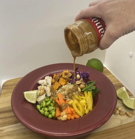 Almost Empty Jar Peanut Butter Sauce Peanut Butter Jar Dressing, Peanut Butter Jar Sauce, Peanut Sauce From Peanut Butter Jar, Empty Peanut Butter Jar Recipe, Peanut Butter Dressing, Easy Peanut Sauce, Asian Salad Dressing, Recipes Chinese, Savory Treats