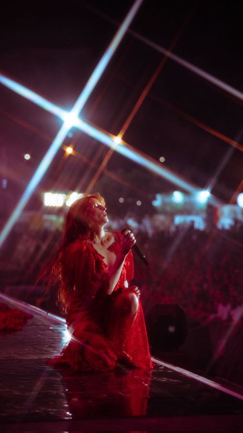 Mysterious Photography, Rod Laver Arena, Dark Witch, Florence Welch, Florence The Machines, Hollywood Sign, Women In Music, Concert Photography, Vintage Poster Art