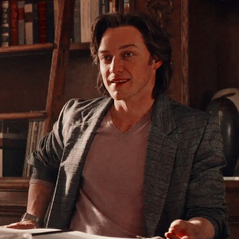 Charles Xavier Icon, Professor Charles Xavier, Professor Xavier, Professor X, Becoming Jane, Scottish Actors, Charles Xavier, Marvel Icons, Luke Evans