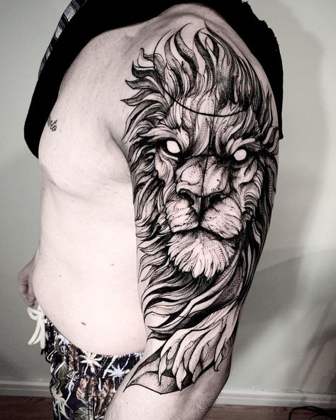 Best Friends Tattoo, Tattoo Back Tattoo, Tattoo 2022, Friends Tattoo, Sketch Style Tattoos, Tattoo Couple, Lion Tattoo Sleeves, Lion Tattoos, Petit Tattoo