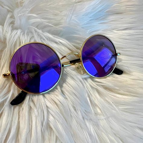 Iridescent Purple Sunglasses  ️ Purple Sunglasses, Iridescent Purple, Designer Handbags, Sunglasses, Purple, Fashion Design, Fashion Trends, Dresses, Fashion Tips