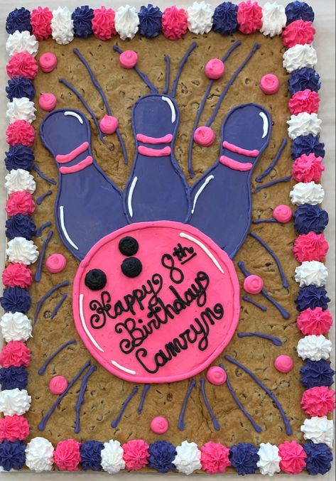 Bowling Cookie Cake, Cookie Cake Icing, Bowling Cakes, Cake For Easter, Bowling Cake, Big Cookies, Hawaiian Bread, Icing Decorations, Cookie Cake Designs