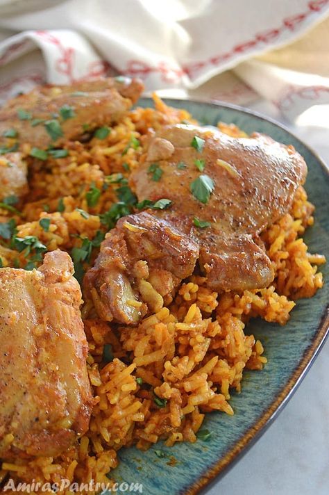 Chicken Kabsa https://amiraspantry.com/chicken-saudi-kabsa/ Chicken Kabseh, Ouzi Recipe, Saudi Kabsa Recipe, Kabsa Recipe Chicken, Kabsa Rice, Kabsa Recipe, Crowd Pleasers Recipes, One Pot Chicken And Rice, Egyptian Recipes