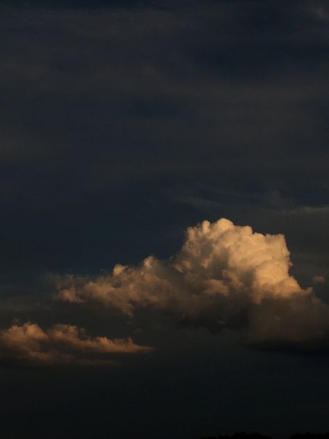 clouds are underrated ☁️ #photography #photo #clouds #tokyo #aesthetic #goldenhour #sunset Underrated Aesthetic, Tokyo Aesthetic, Beige Aesthetic, Golden Hour, Dark Aesthetic, Tokyo, Photography, Quick Saves