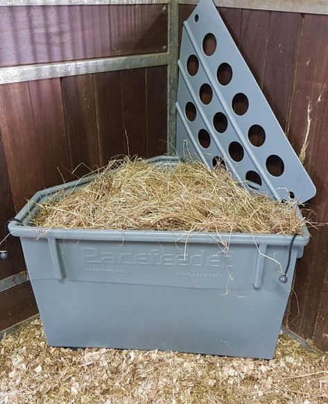 Horse Feeder Diy, Horse Feed Storage, Horse Slow Feeder, Diy Hay Feeder, Round Bale Feeder, Hay Feeder For Horses, Horse Feeder, Dust Sand, Horse Nutrition