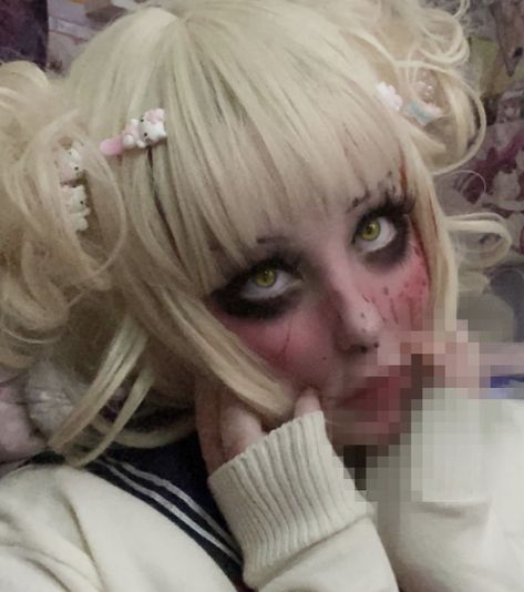 Toga Makeup, Himiko Toga Outfit Ideas, Toga Cosplay Makeup, Toga Himiko Costume, Toga Cosplay, Toga Himiko Makeup, How To Do Toga Himiko Hair Tutorial, Himiko Toga Cosplay, Toga Himiko Cosplay