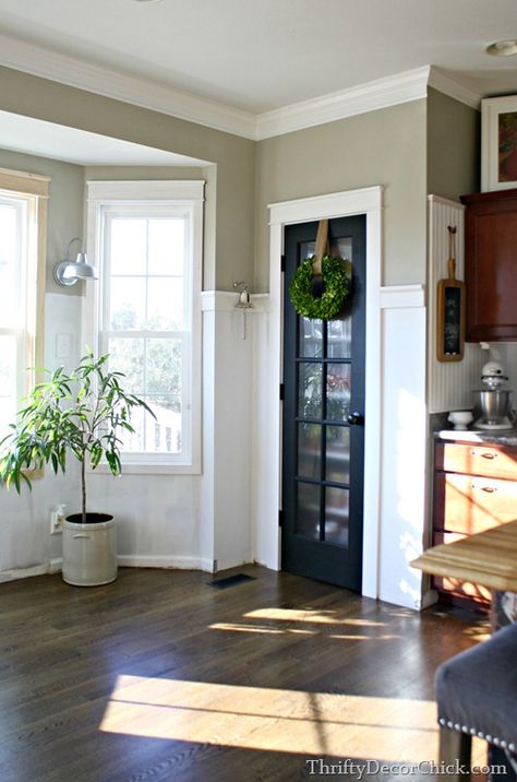 bay window kitchen Board And Batten Bay Window, Black Pantry Door, Black Pantry, Painted Pantry, Cottage Kitchen Cabinets, Window Kitchen, Country Kitchen Cabinets, Board Batten, Thrifty Decor Chick