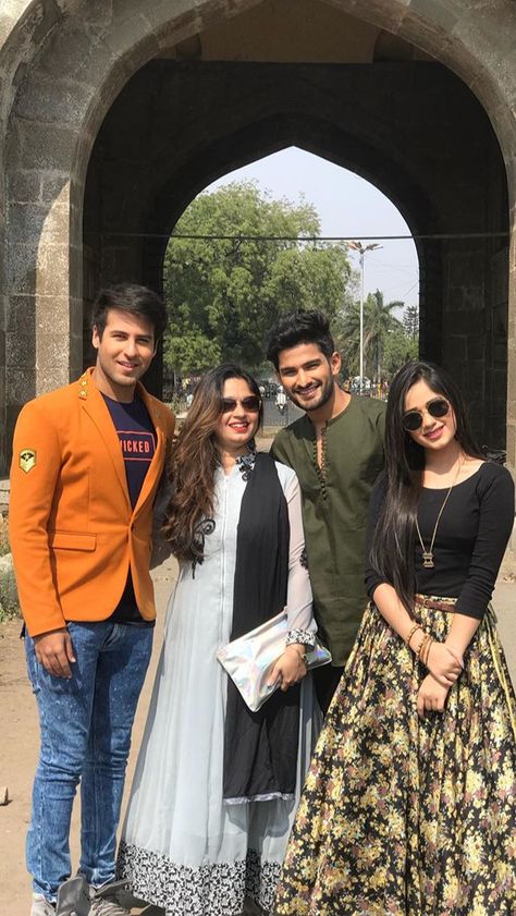 Zannat Zubair, Netflix Time, Jannat Zubair, Lehnga Dress, Teen Celebrities, Teen Actresses, Cotton Kurti Designs, Krishna Images, Indian Fashion Dresses