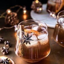 Cocktail Photography Creative, Chai Old Fashioned, Chai Martini, Apple Sangria Recipes, Caramel Apple Sangria, Pumpkin Pie Martini, Bourbon Apple Cider, Christmas Drinks Alcohol Recipes, Cider Cocktail