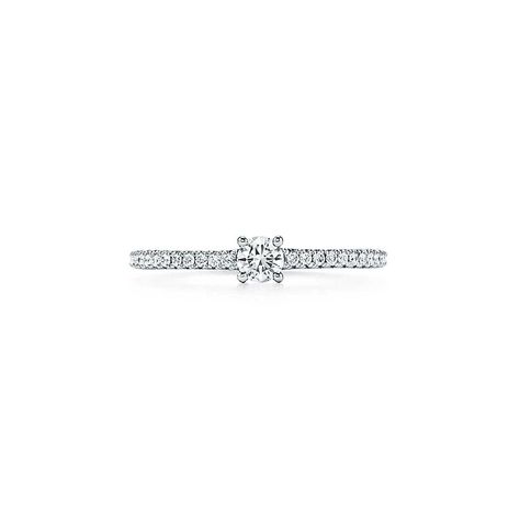 Tiffany Novo® Round Ring - $ 2.600,00 Tiffany N Co, Tiffany Diamond Ring, Tiffany Blue Box, Tiffany Rings, Engagement Rings Couple, Tiffany T, International Jewelry, Round Rings, Diamond Flower